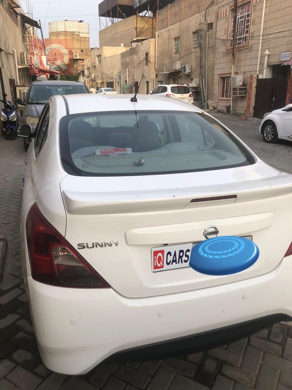 نيسان صني